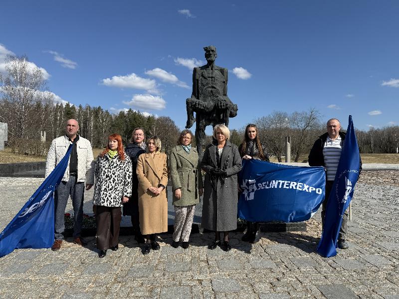 Память Хатыни. Представители «Белинтерэкспо» приняли участие в акции «Приди и поклонись»