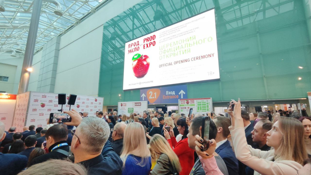 photo_5262972707870468388_y.jpg photo_5262972707870468388_y.jpg