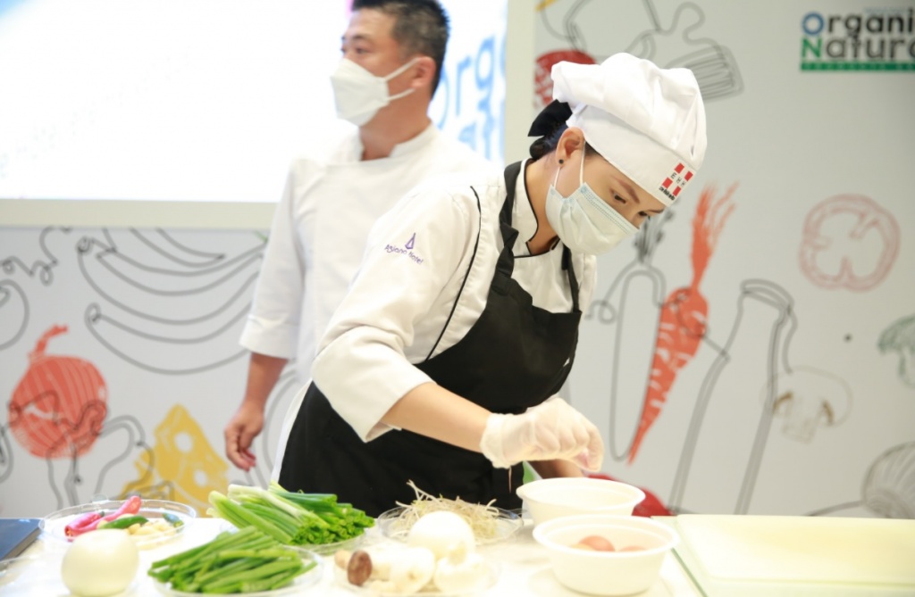 ghgfgfgfg.jpg ghgfgfgfg.jpg