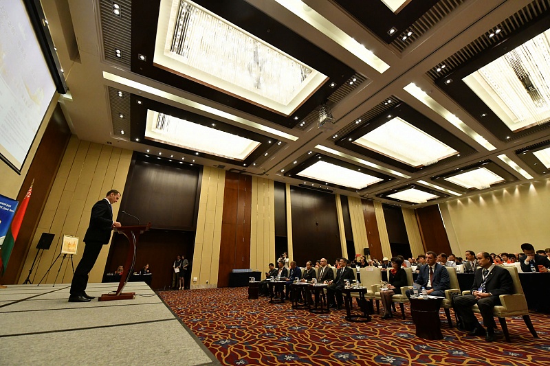 В Минске впервые прошел торгово-экономический форум  "Парус Шанхая"