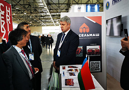 The National Pavilion of Belarus on Display at the Exhibition in Tashkent 