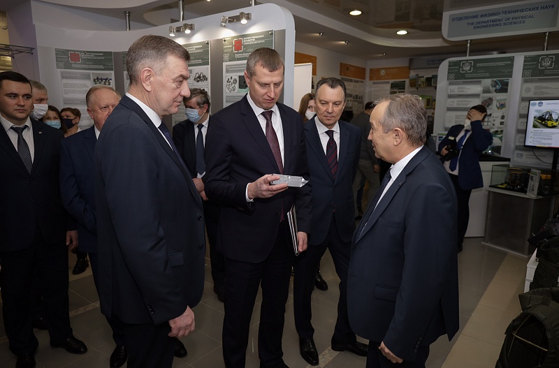 Выставка научно-технических достижений открылась в рамках Дня белорусской науки 2021