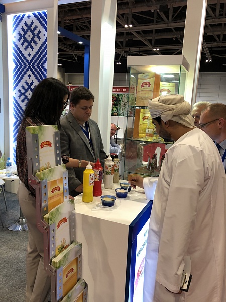 Белорусские производители заключили контракты на поставку продуктов питания в Оман 